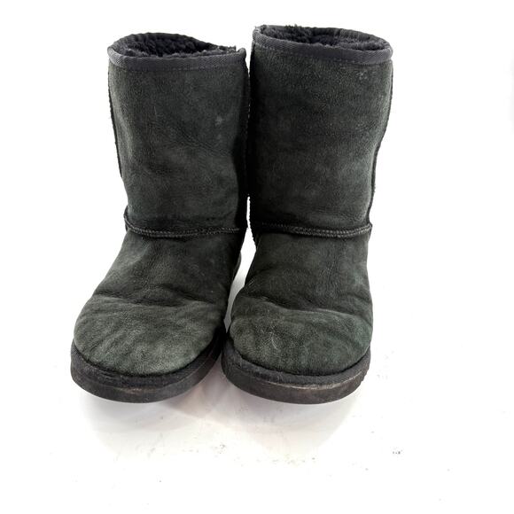 Ugg Classic Short Boots 7 Black Booties Shearling Fur Suede - Picture 5 of 7